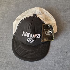 Jack Daniel’s Old No 7 Trucker Hat Black White Mesh Snapback New With Tag